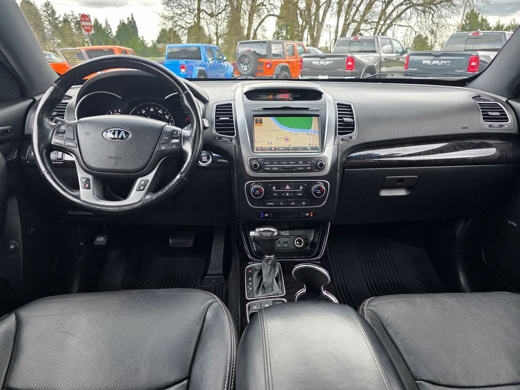 2014 Kia Sorento Limited V6 photo 4