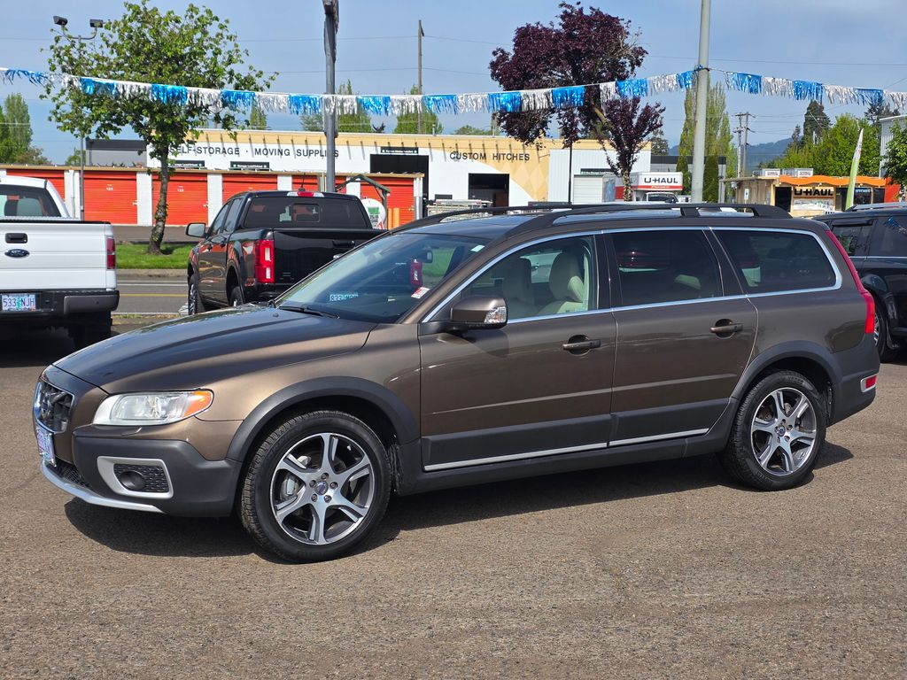 2013 Volvo XC70 T6 AWD Auto Premier Plus's photo