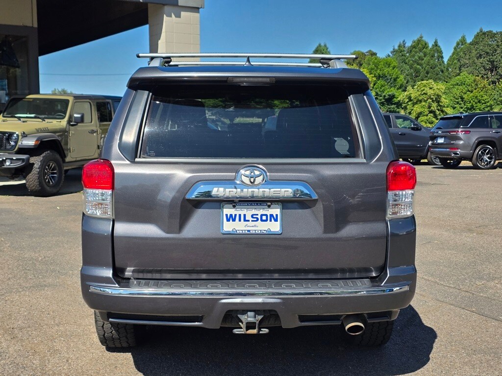2013 Toyota 4Runner Limited photo 4