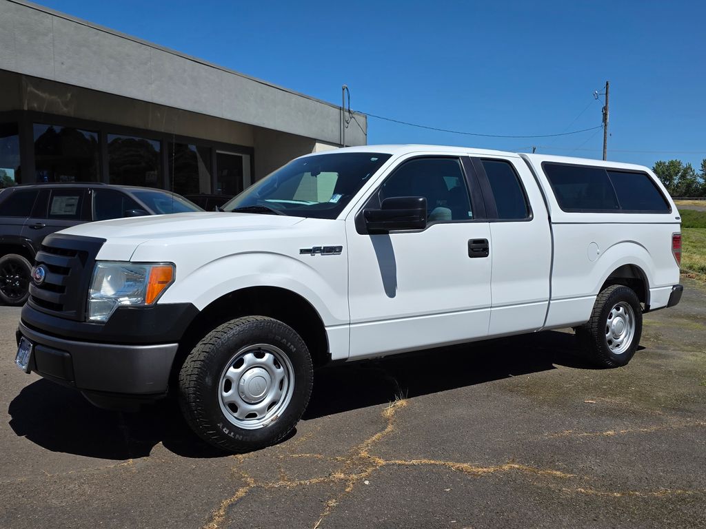 2011 Ford F-150 XL SuperCab 145-in's photo