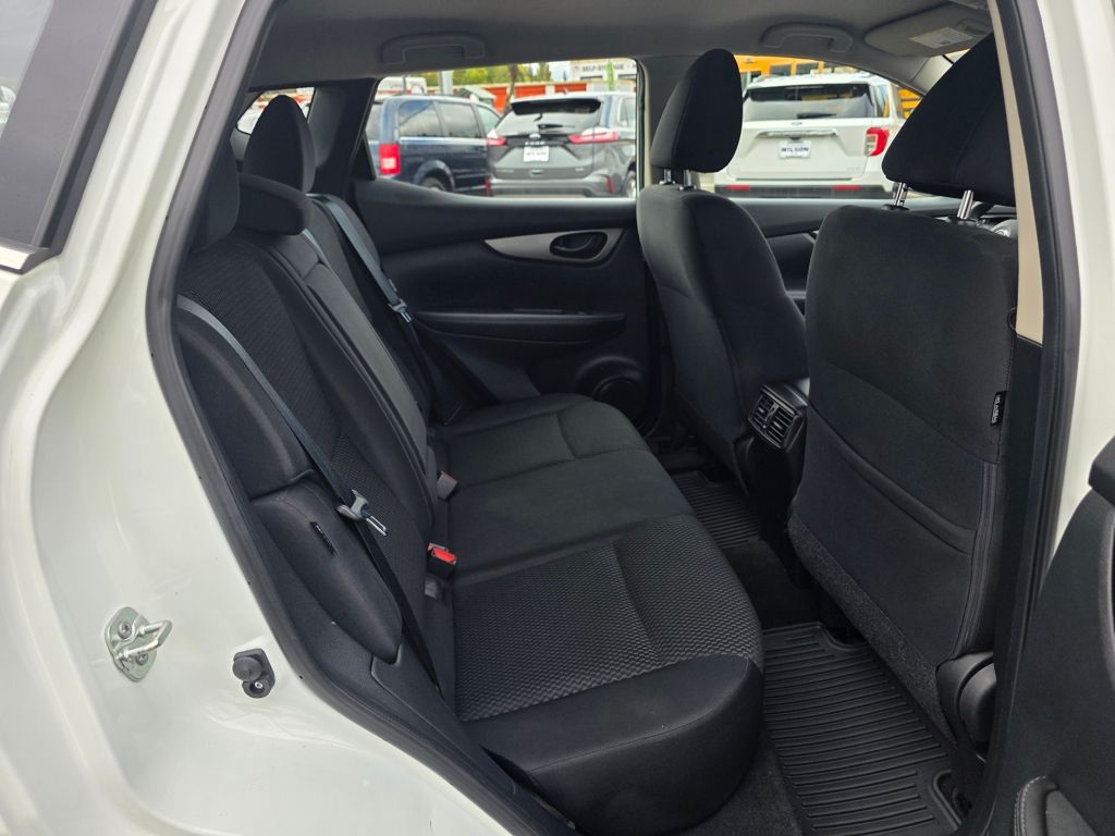 2022 Nissan Rogue Sport S - Photo 21