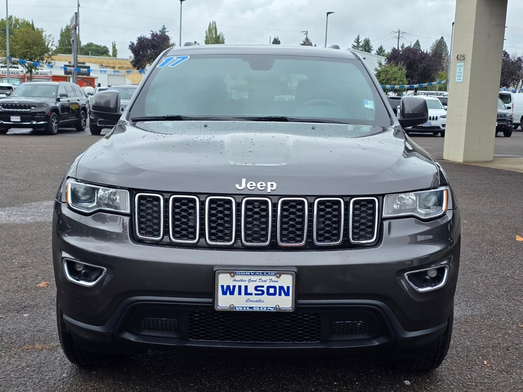 Used 2017 Jeep Grand Cherokee Laredo SUV
