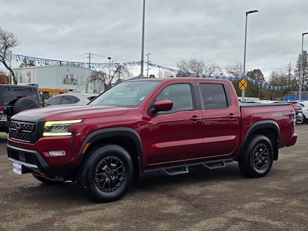 2022 Nissan Frontier PRO-4X Truck