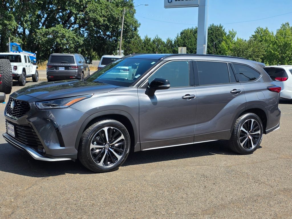 2021 Toyota Highlander XSE - Photo 39