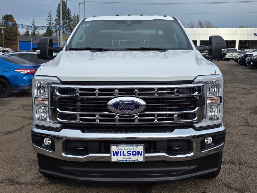 New 2025 Ford F-350SD XLT Truck