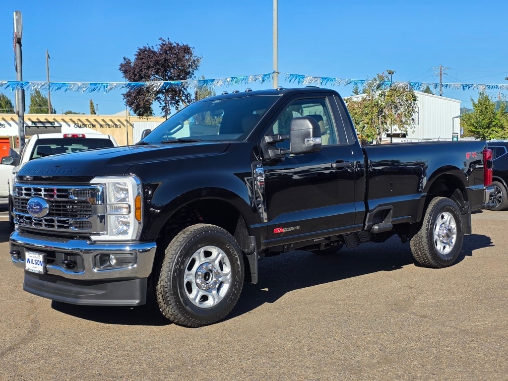 2026 Ford F-350 Super Duty XLT's photo