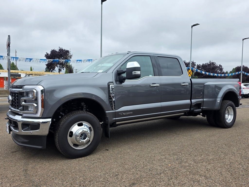 New 2025 Ford F-350SD Lariat Truck