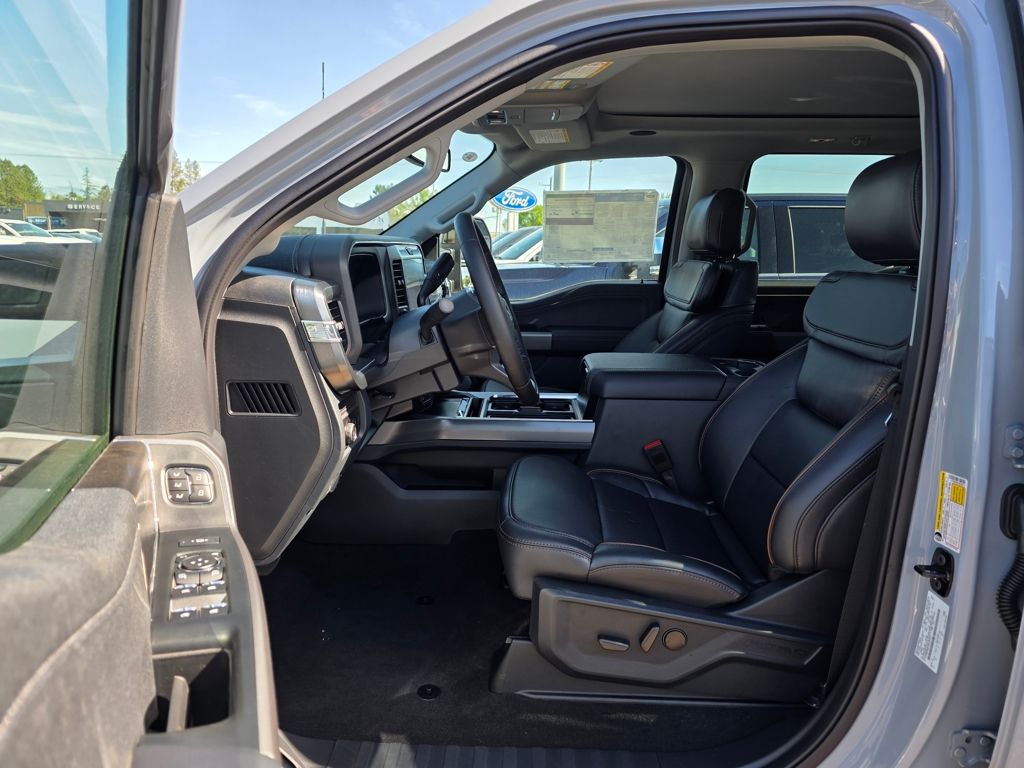 2025 Ford F-350 Super Duty Lariat - Photo 7