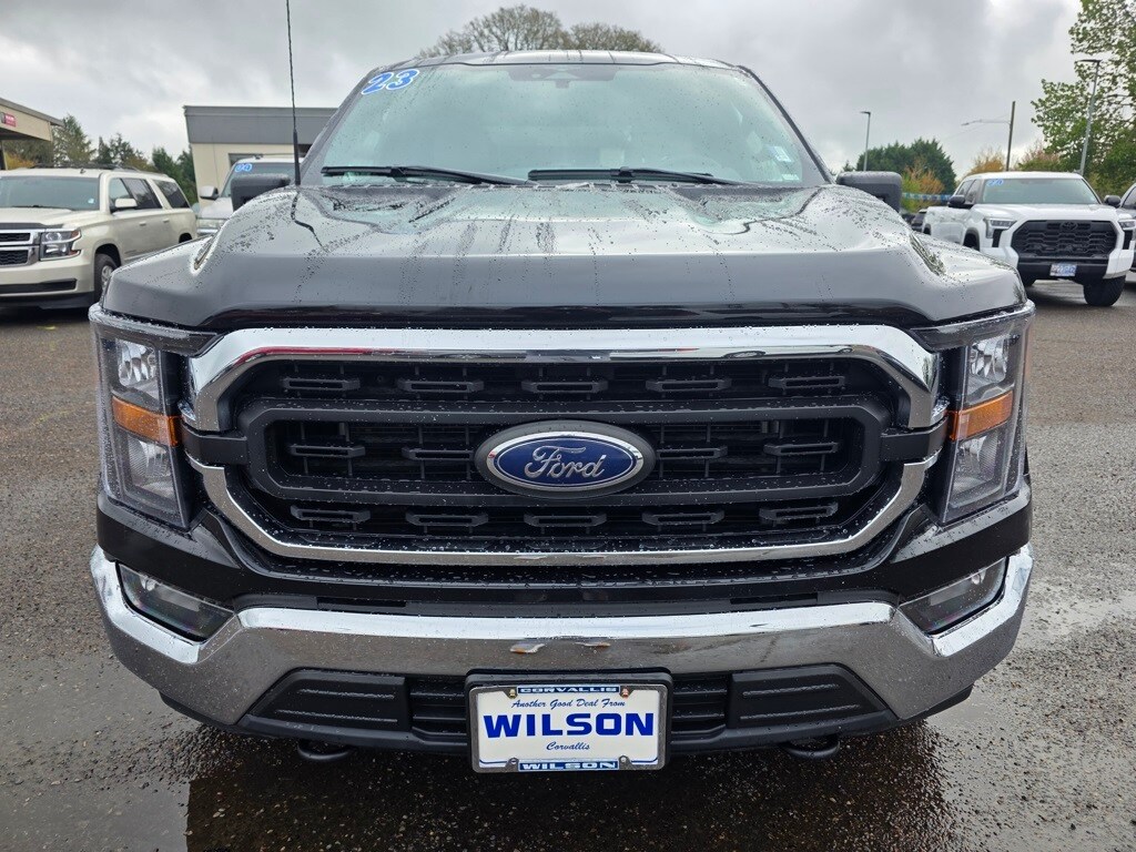 2023 Ford F-150 XLT photo 3