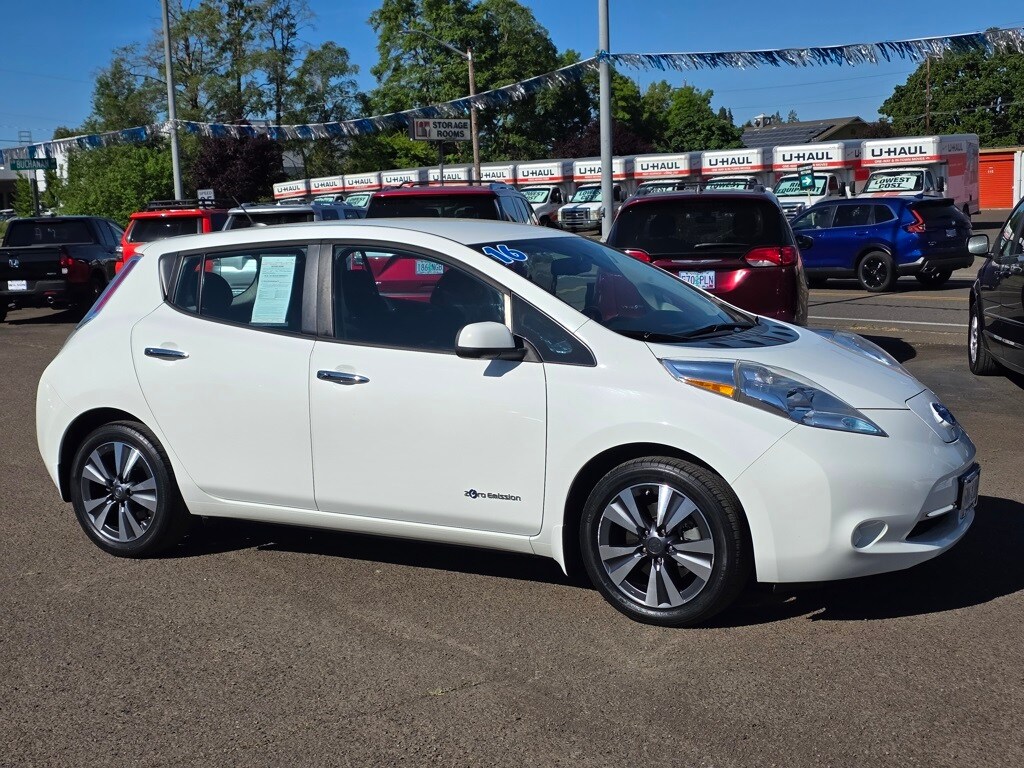 Used 2016 Nissan LEAF SV with VIN 1N4BZ0CP4GC309329 for sale in Corvallis, OR