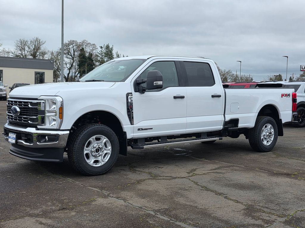 2026 Ford F-350 XLT 4x4 Crew Cab 8' Box SRW's photo