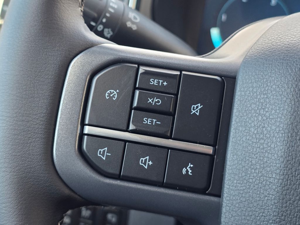 2026 Ford F-350 Super Duty Lariat - Photo 18