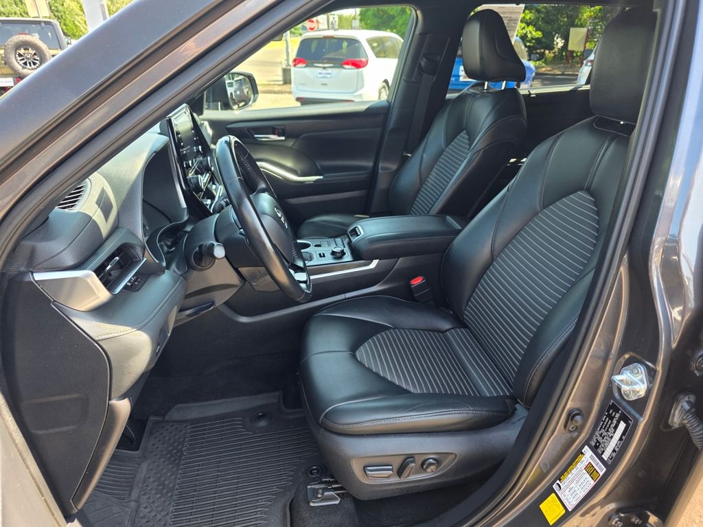 2021 Toyota Highlander XSE - Photo 7