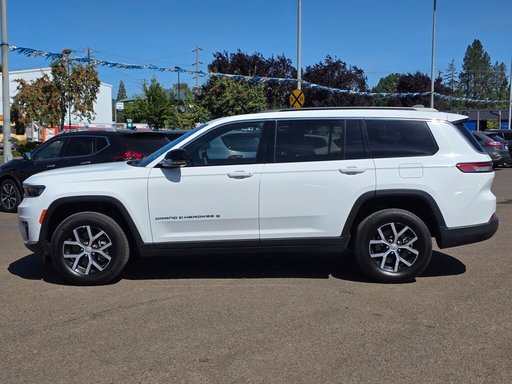 2024 Jeep Grand Cherokee Limited photo 4