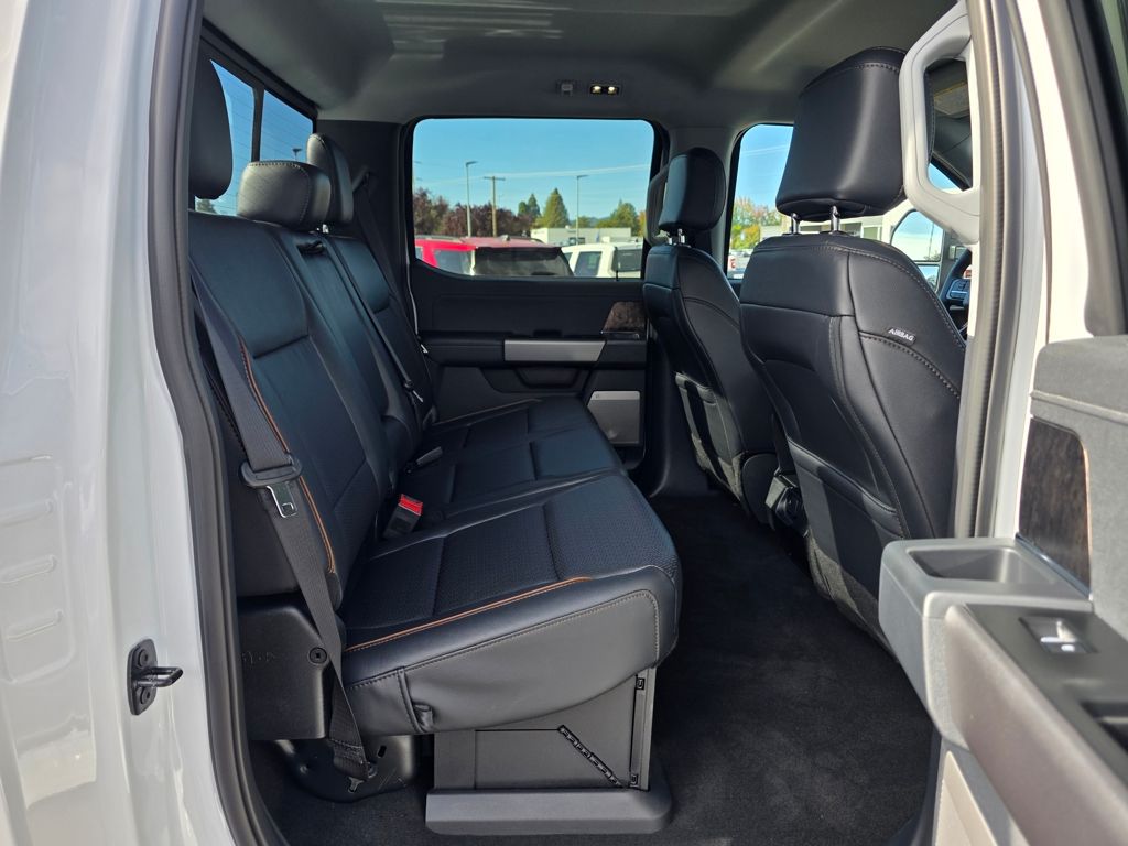 2026 Ford F-350 Super Duty Lariat - Photo 22