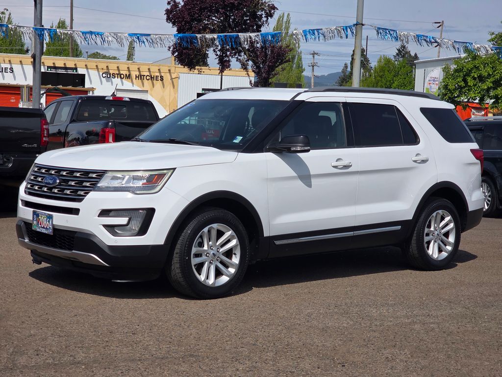 2017 Ford Explorer XLT FWD's photo