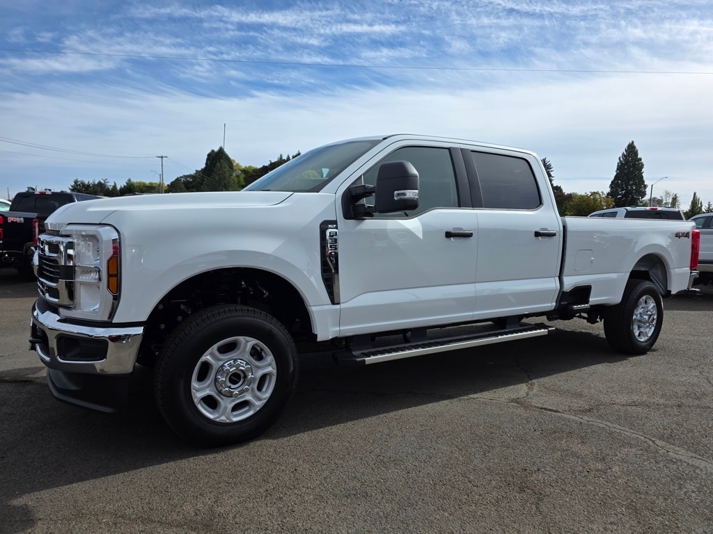 2026 Ford F-350 Super Duty XLT's photo
