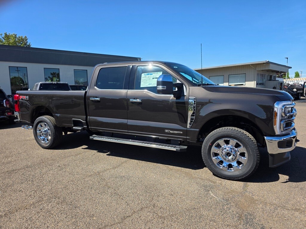 2025 Ford F-350 photo 2
