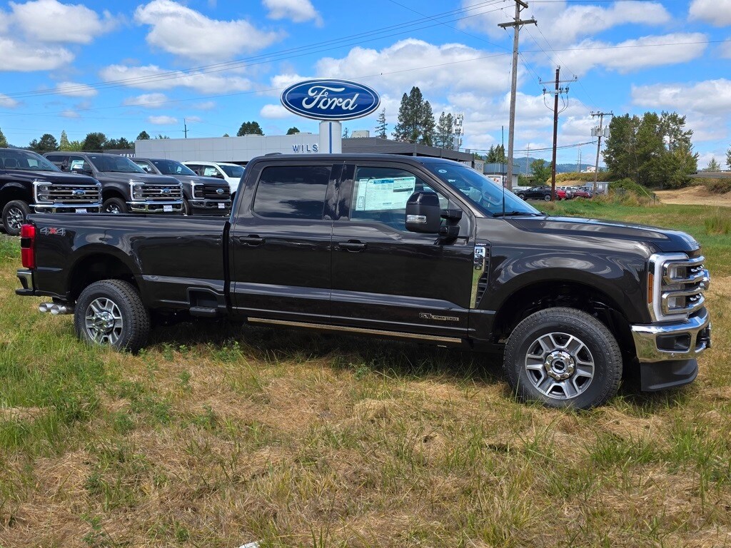 2025 Ford F-350 photo 2
