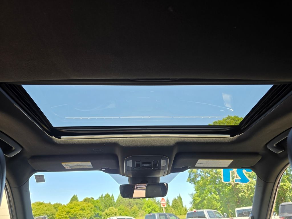 2021 Toyota Highlander XSE - Photo 25