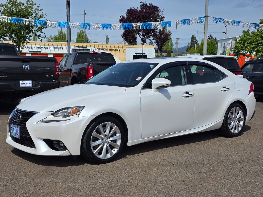 2016 Lexus IS 350 200t's photo