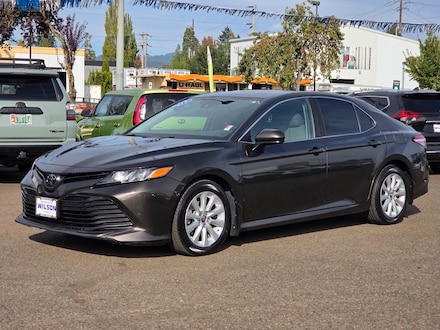 2019 Toyota Camry LE Sedan