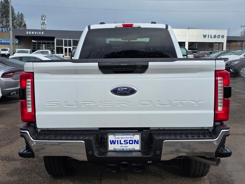 New 2025 Ford F-350SD XLT Truck