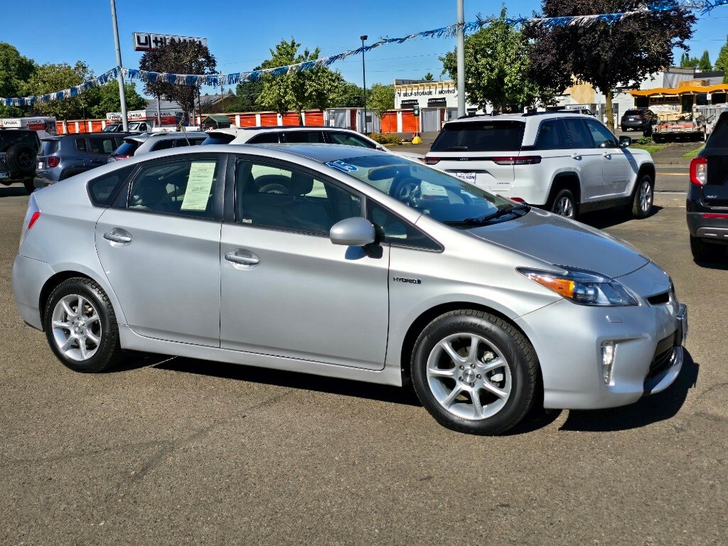 Used 2015 Toyota Prius Five with VIN JTDKN3DUXF1972653 for sale in Corvallis, OR