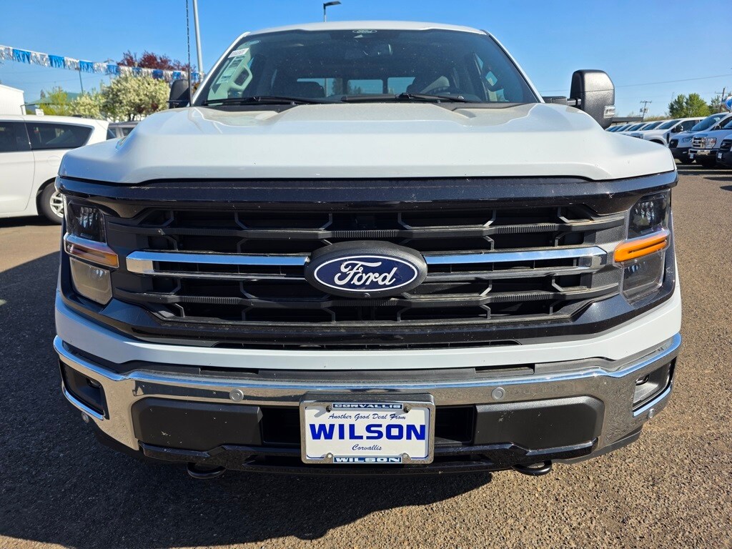 2025 Ford F-150 XLT photo 3