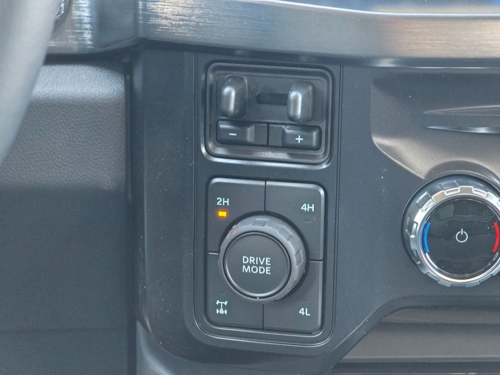 2025 Ford F-350 Super Duty Lariat - Photo 13