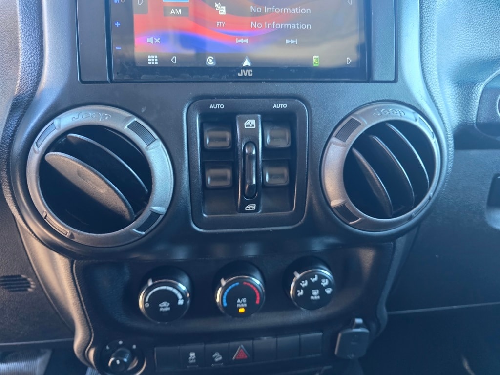 View 16