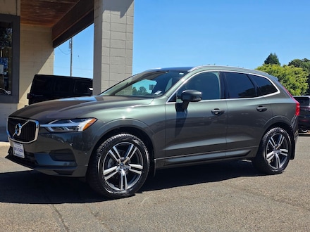 2019 Volvo XC60 T5 Momentum SUV