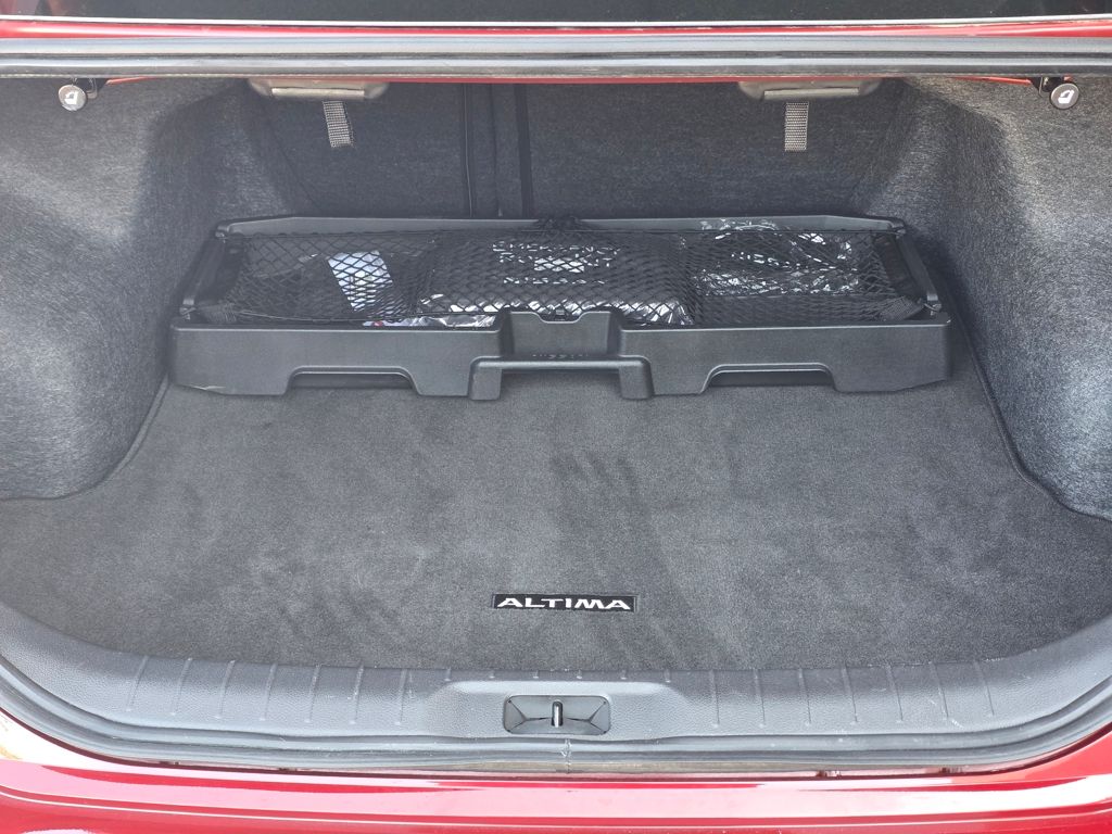 2024 Nissan Altima SV - Photo 19
