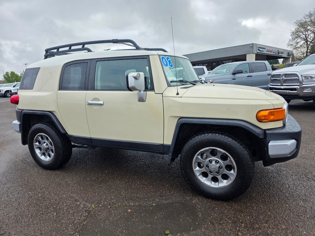 Used 2008 Toyota FJ Cruiser Base with VIN JTEBU11F78K024510 for sale in Corvallis, OR