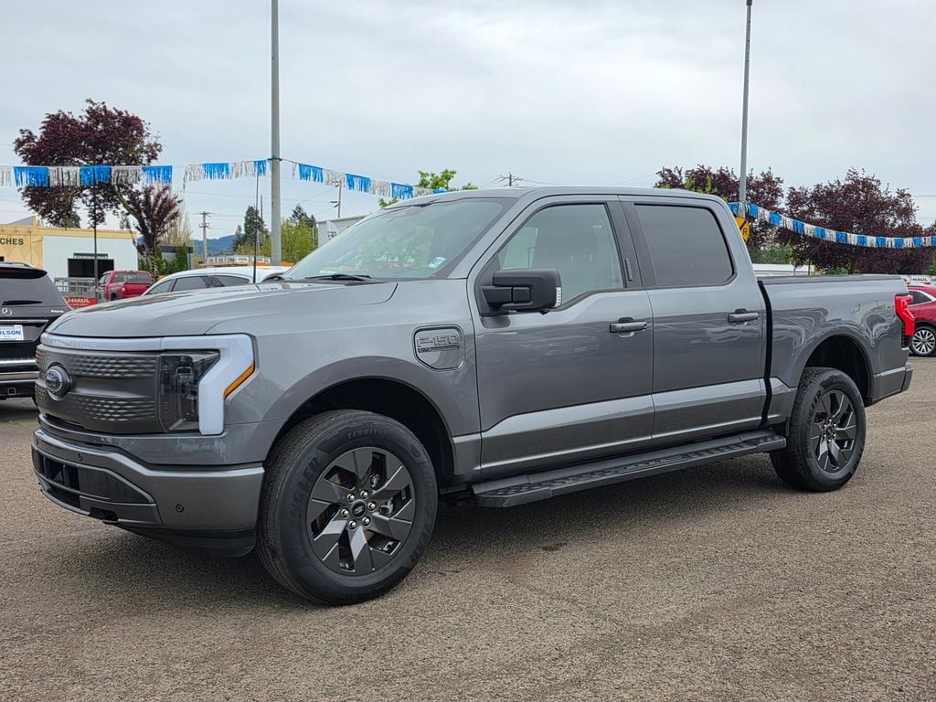 2023 Ford F-150 XLT 4x4 SuperCrew 5-1/2 Box's photo