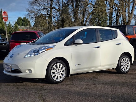2016 Nissan Leaf S Hatchback