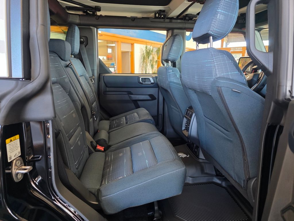 2025 Ford Bronco 4-Door Heritage Editon - Photo 19