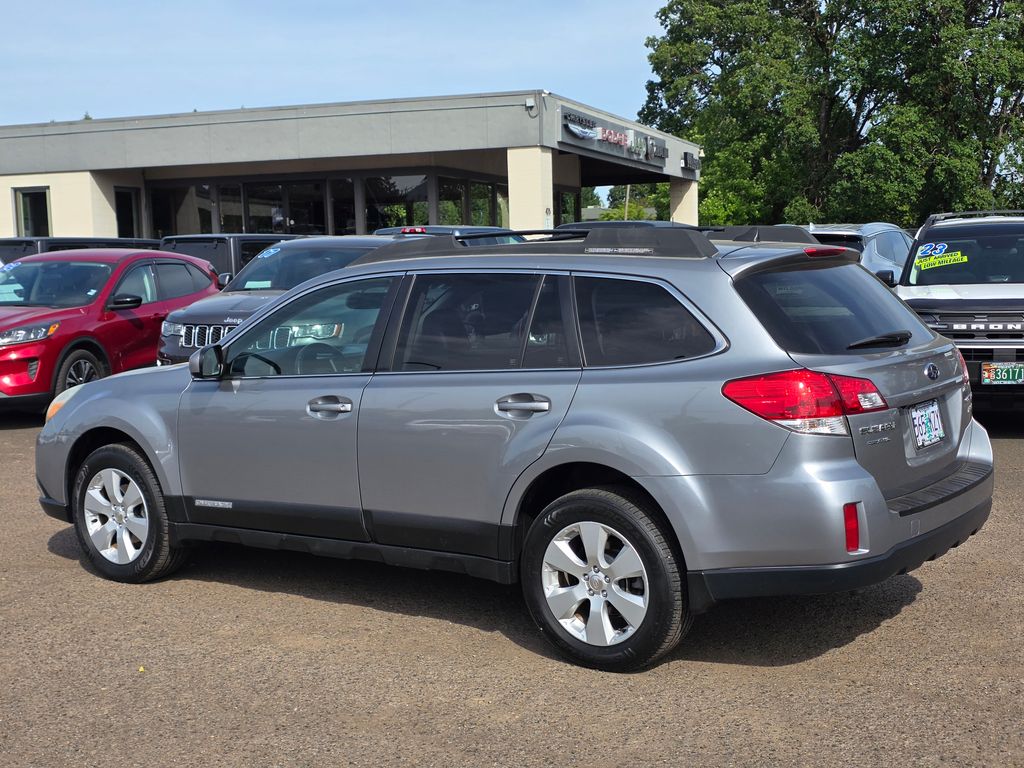 Used 2011 Subaru Outback I Limited with VIN 4S4BRBLC2B3418721 for sale in Corvallis, OR