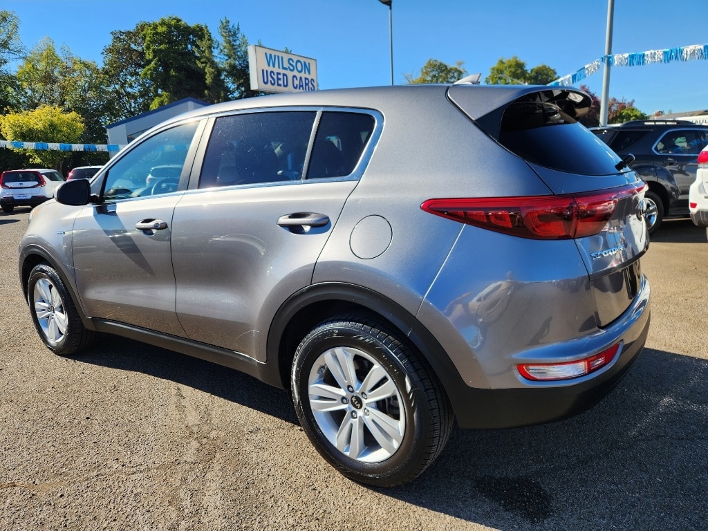 Used 2017 Kia Sportage LX with VIN KNDPMCAC0H7079105 for sale in Corvallis, OR
