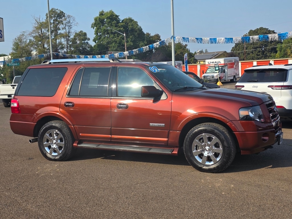 Used 2007 Ford Expedition Limited with VIN 1FMFU20527LA26450 for sale in Corvallis, OR