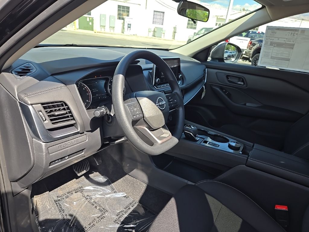 2026 Nissan Rogue S - Photo 11
