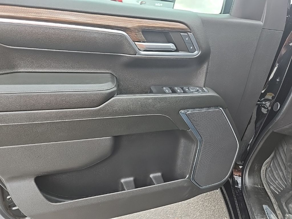 2024 Chevrolet Silverado 1500 RST - Photo 10
