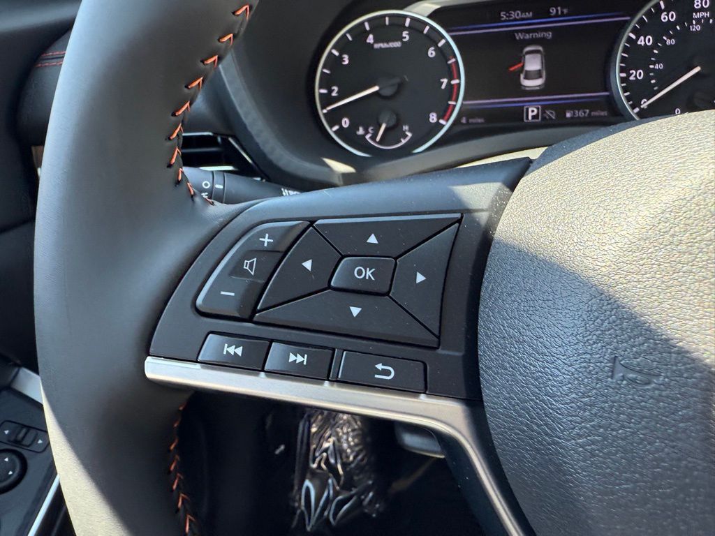 2025 Nissan Sentra SR - Photo 17