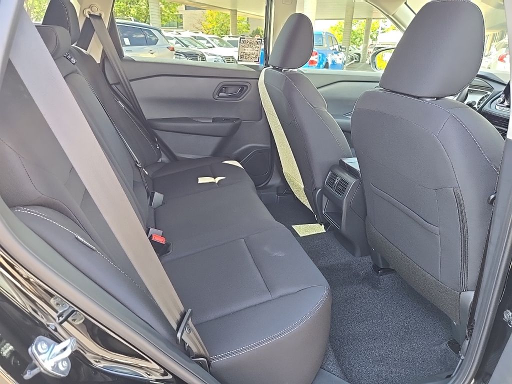 2026 Nissan Rogue S - Photo 26