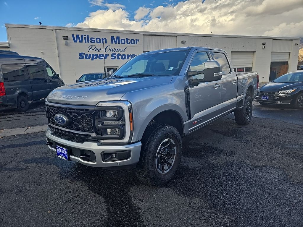 2023 Ford F-250 Super Duty Lariat's photo