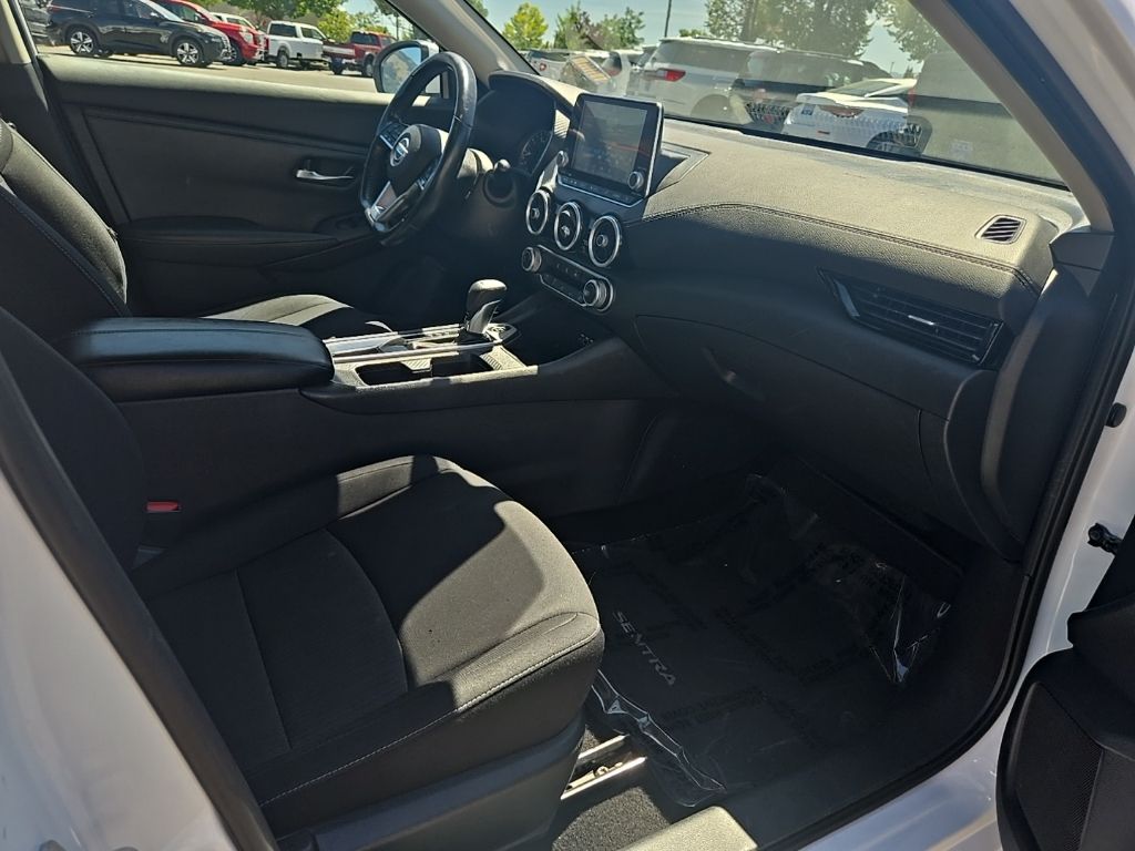 2022 Nissan Sentra SV - Photo 28