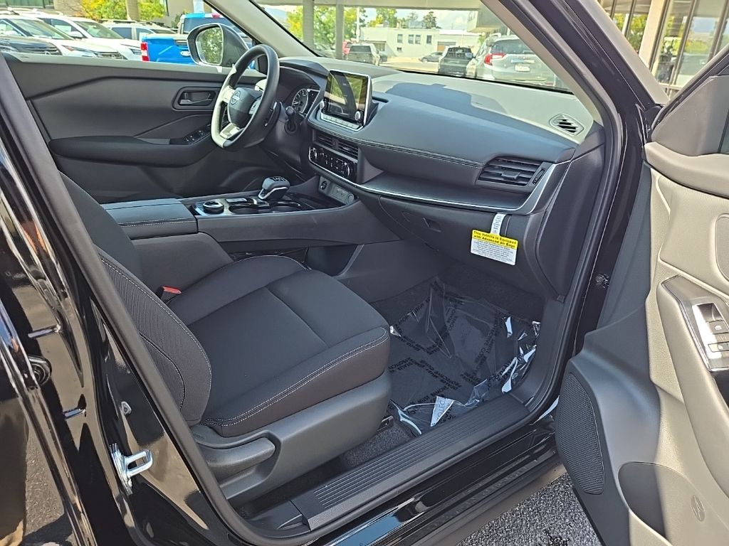 2026 Nissan Rogue S - Photo 27