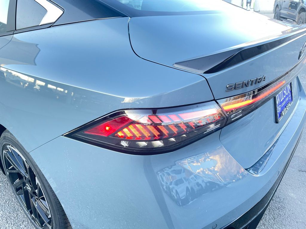 2026 Nissan Sentra SR - Photo 32