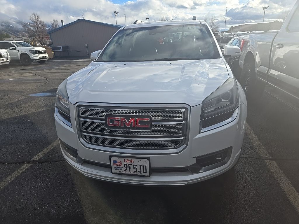2016 GMC Acadia Denali's photo
