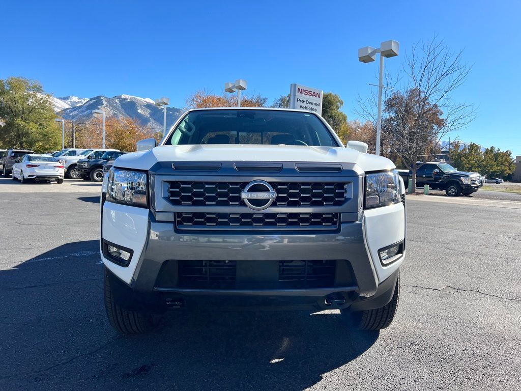 2025 Nissan Frontier SV photo 2